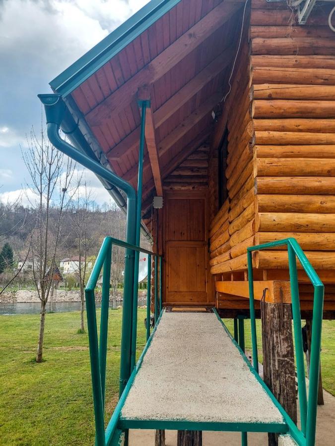 쿨렌 바쿠프 Hacienda Burzic 아파트 외부 사진